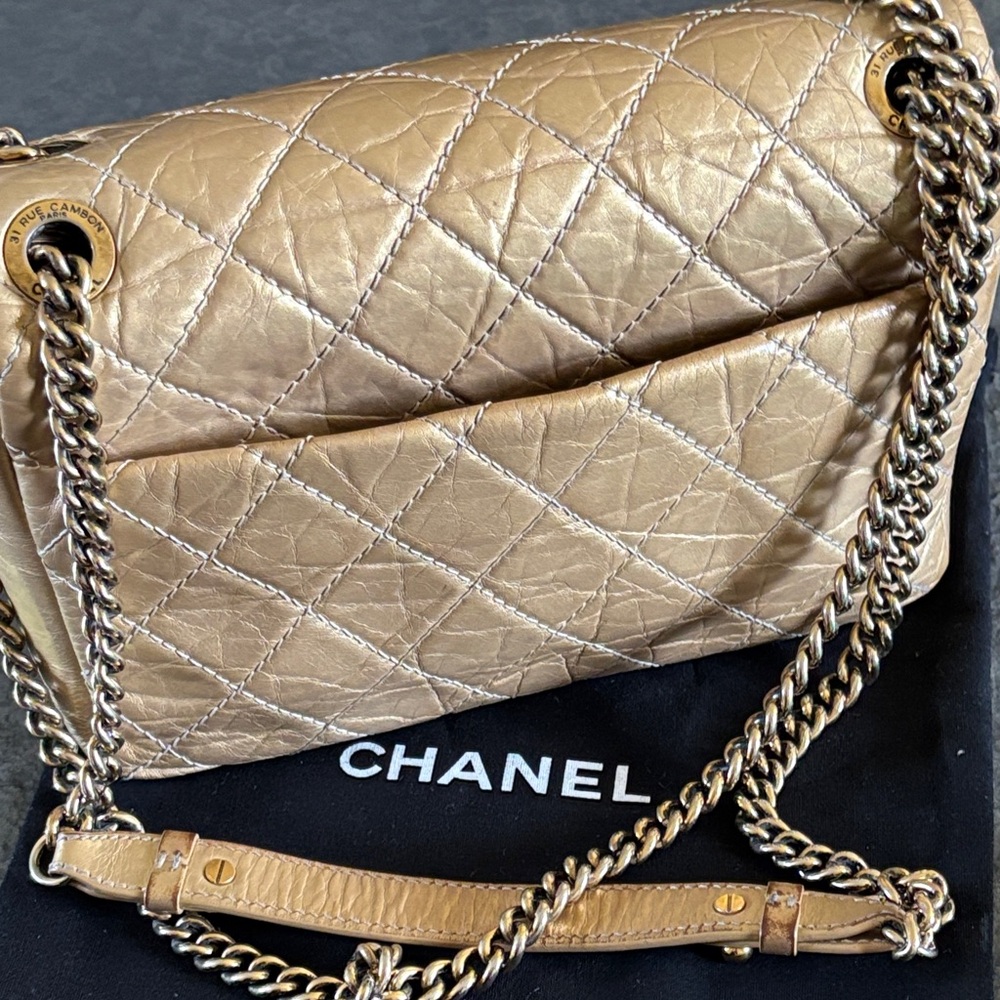 ⚜️⚜️Chanel Authentic Vintage Metallic Gold Quilted Chain Shoulder Bag ⚜️⚜️ - Picture 16 of 16